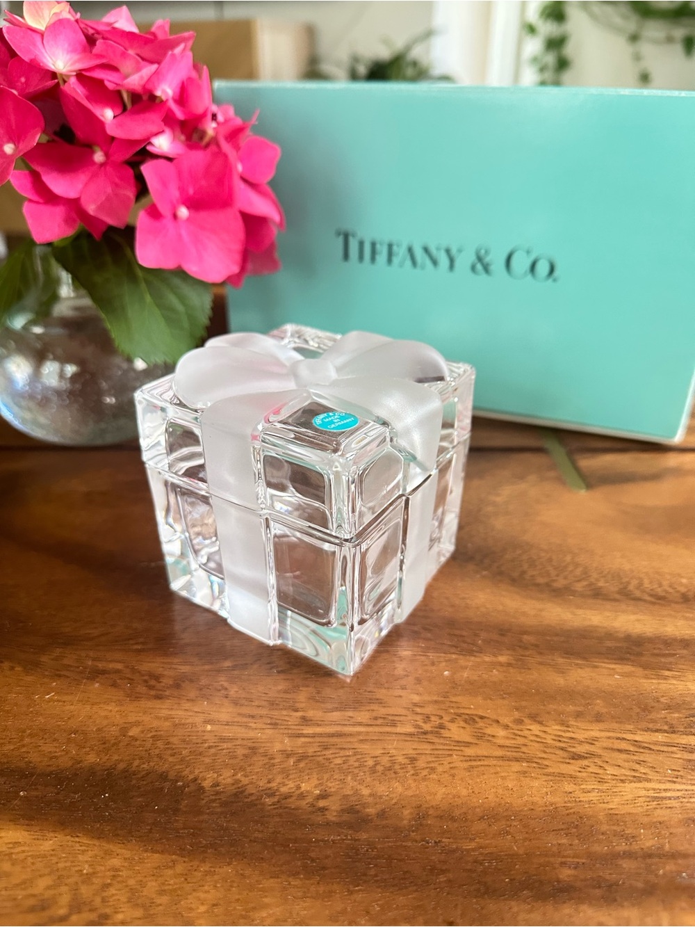 Tiffany & Co Crystal 3x3 Trinket Box Frosted Bow Jewelry Box w/ Tiffany Blue Box - Picture 3 of 12